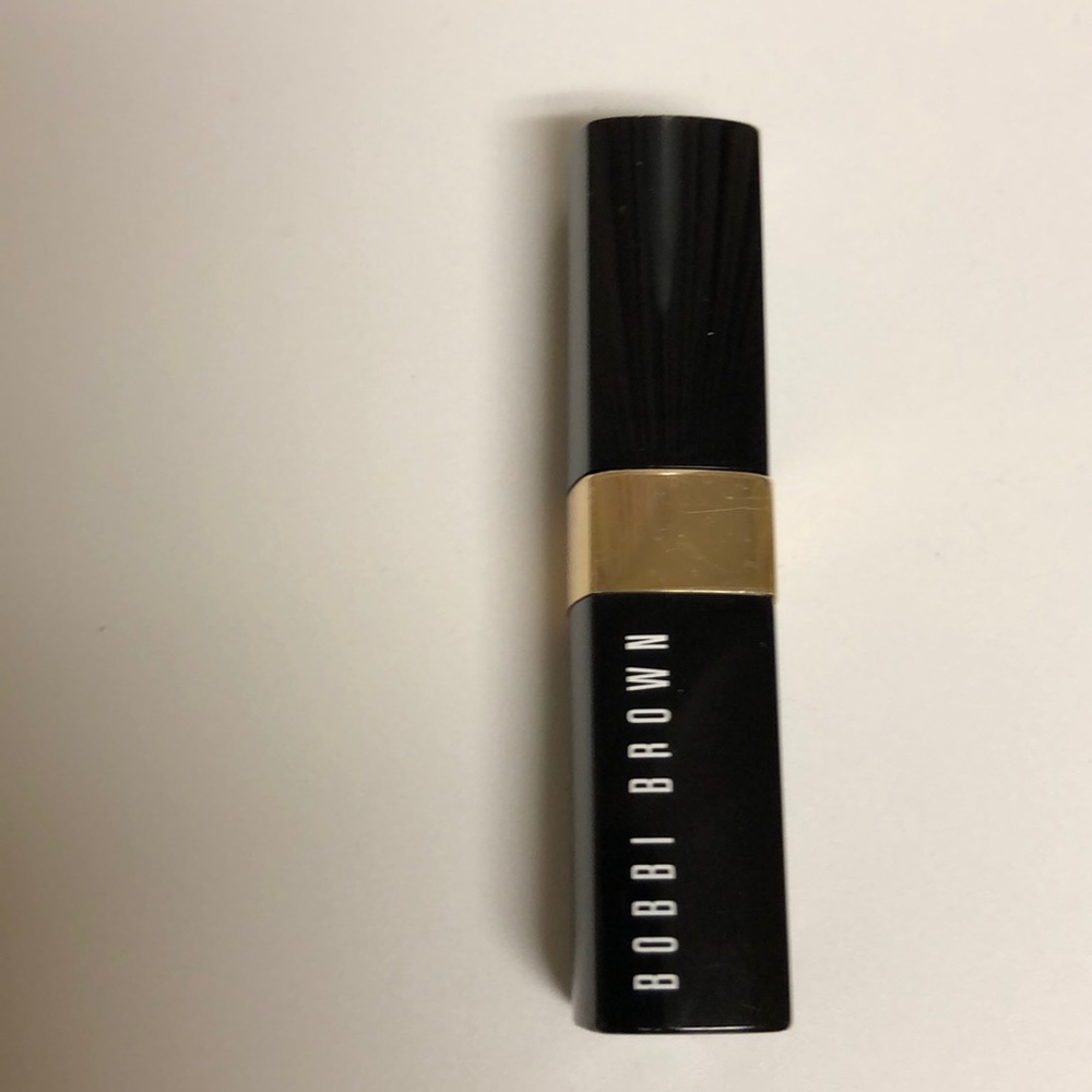 Bobbi Brown Lipstick